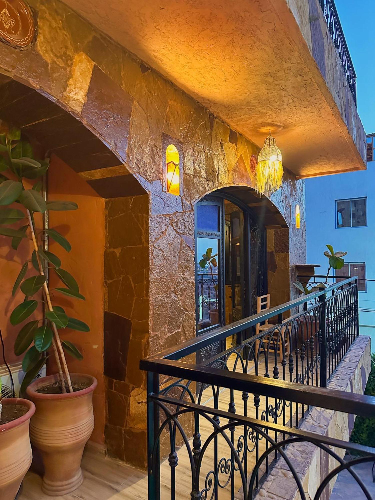 Panorama Guesthouse Tamraght Bagian luar foto