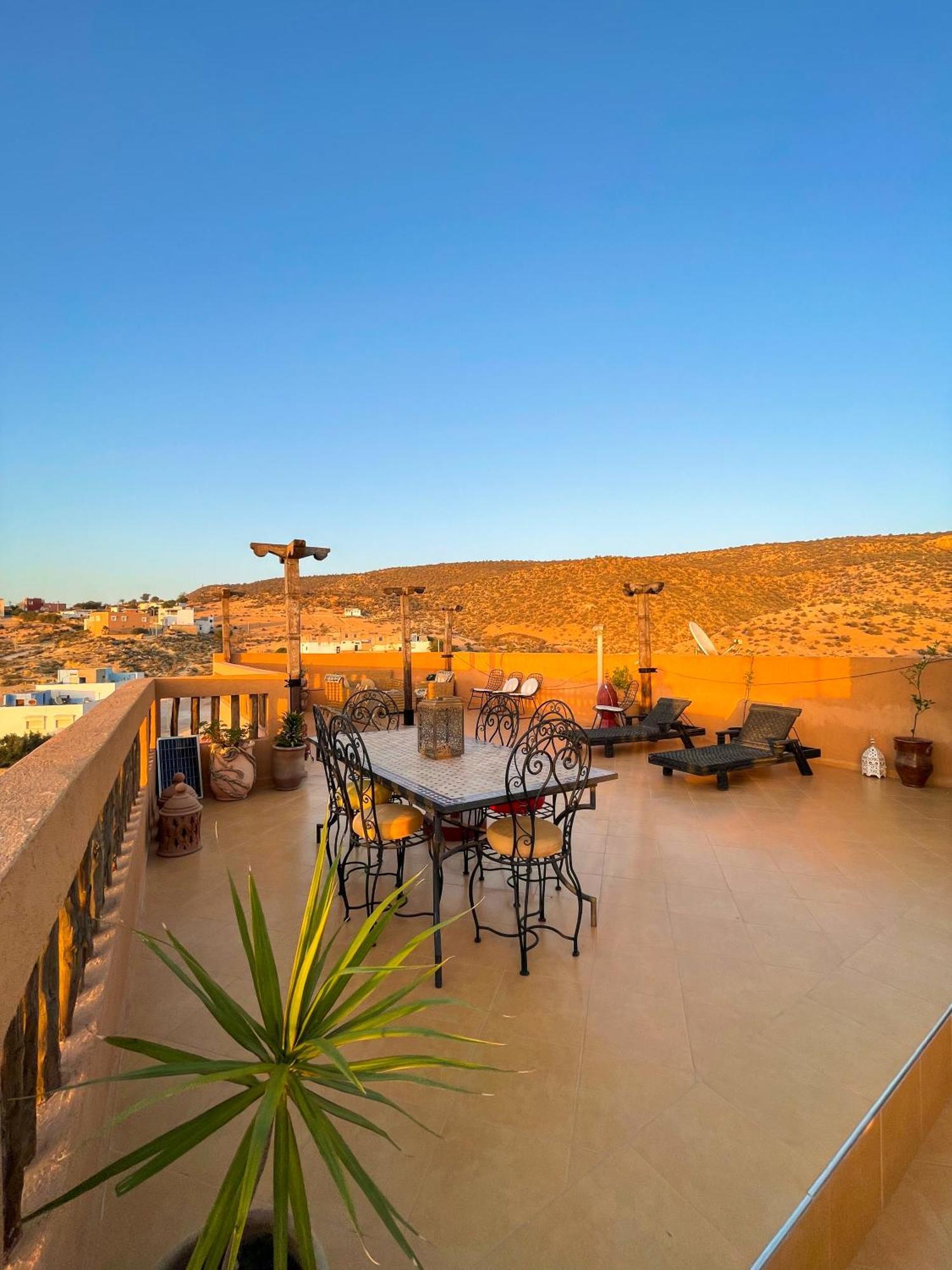Panorama Guesthouse Tamraght Bagian luar foto